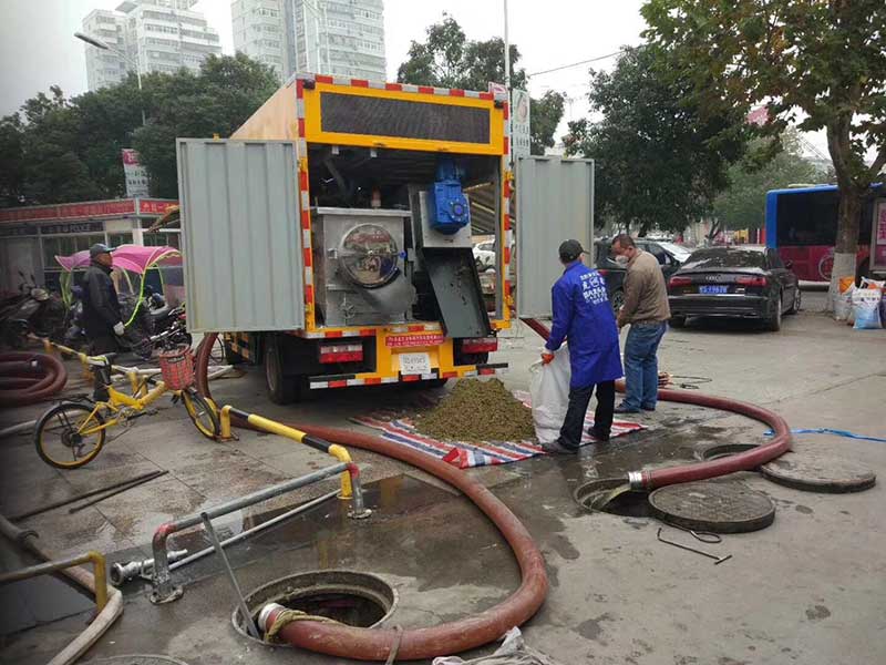 藍牌污水凈化車