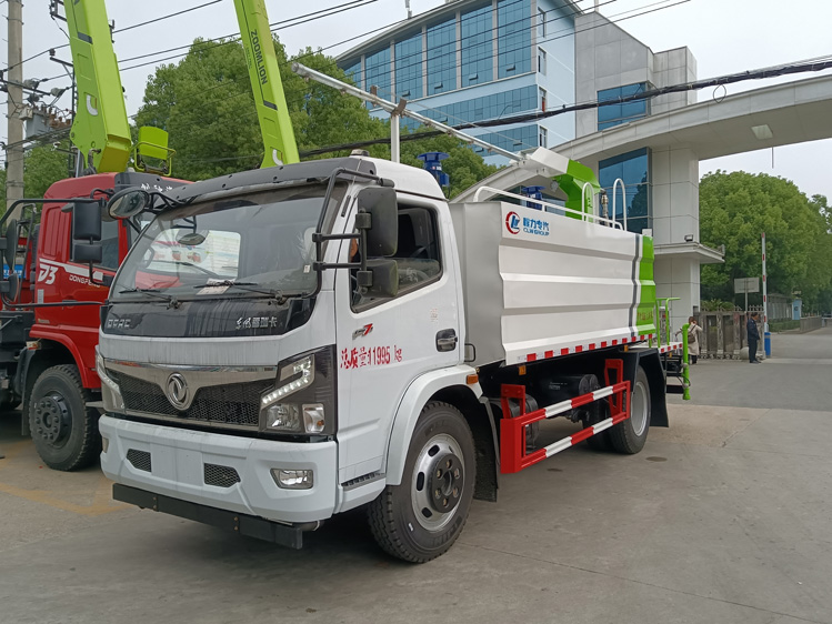 鐵路抑塵車廠家_12-15噸多功能固化劑噴灑車 鐵路噴霧抑塵車_礦場鐵路表面封層降塵作業車價格優惠