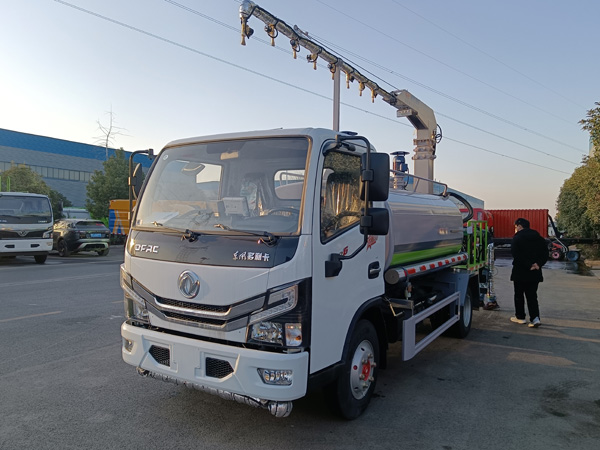 程力12方鐵路抑塵車_多功能噴灑抑塵車鐵路運(yùn)煤降塵噴霧車_5方鐵路抑塵車_降塵灑水車便宜_東風(fēng)D9煤炭降霾車_10方煤炭揚(yáng)塵噴霧車廠家直銷