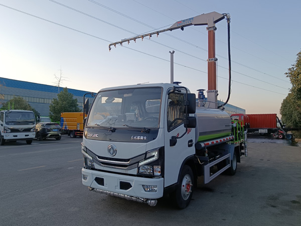 東風多利卡12噸鐵路抑塵車_多功能抑塵車東風D9噴霧壓塵車_10方煤炭揚塵噴霧車多少錢_15方鐵路抑塵車_煤炭固化封層噴灑車